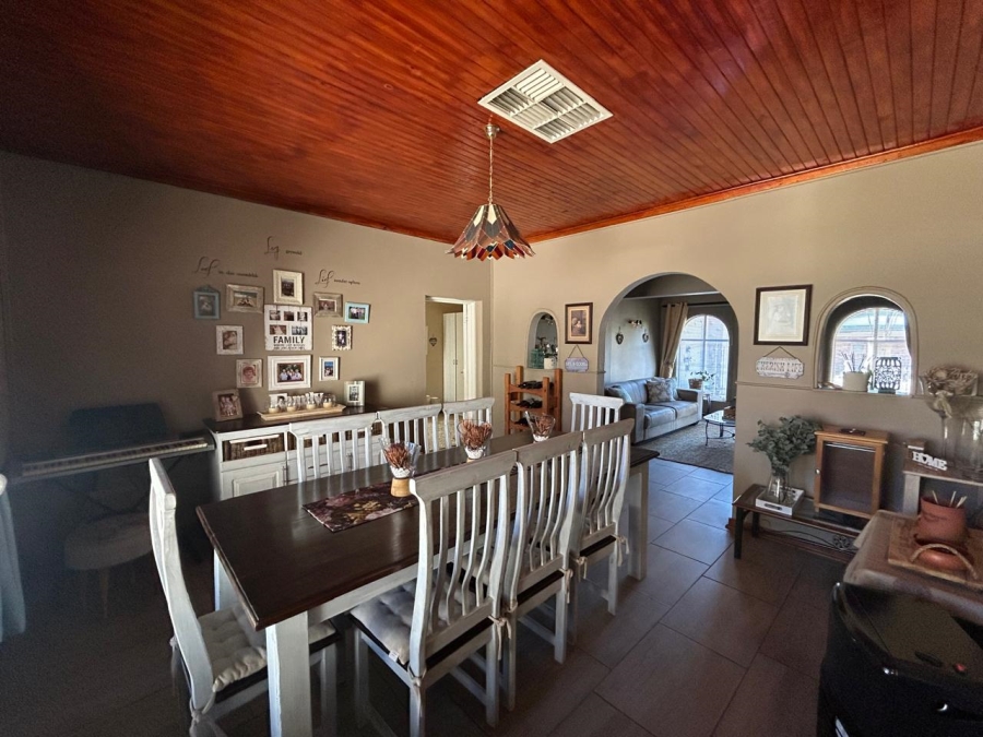 4 Bedroom Property for Sale in Monument Heights Northern Cape